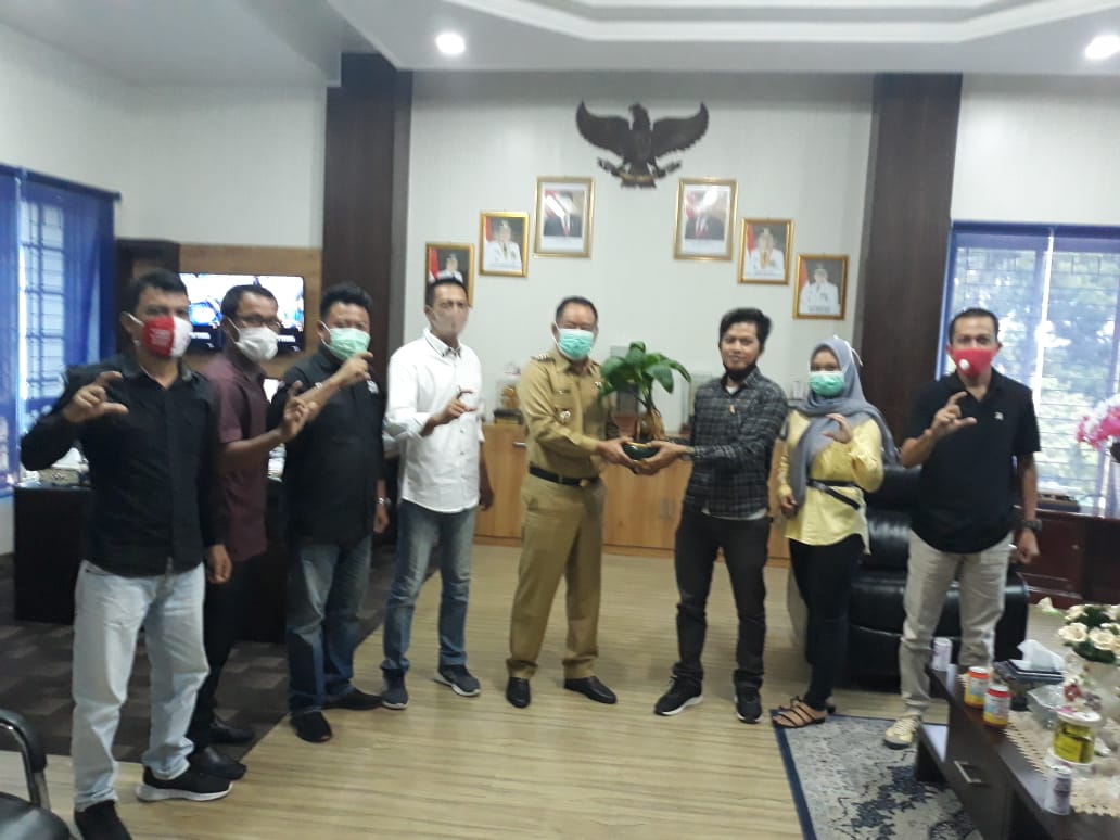 Audiensi Panitia Pemecahan Rekor Muri dan Kontes Bonsai Kelapa dan Bupati, Ini Hasilnya