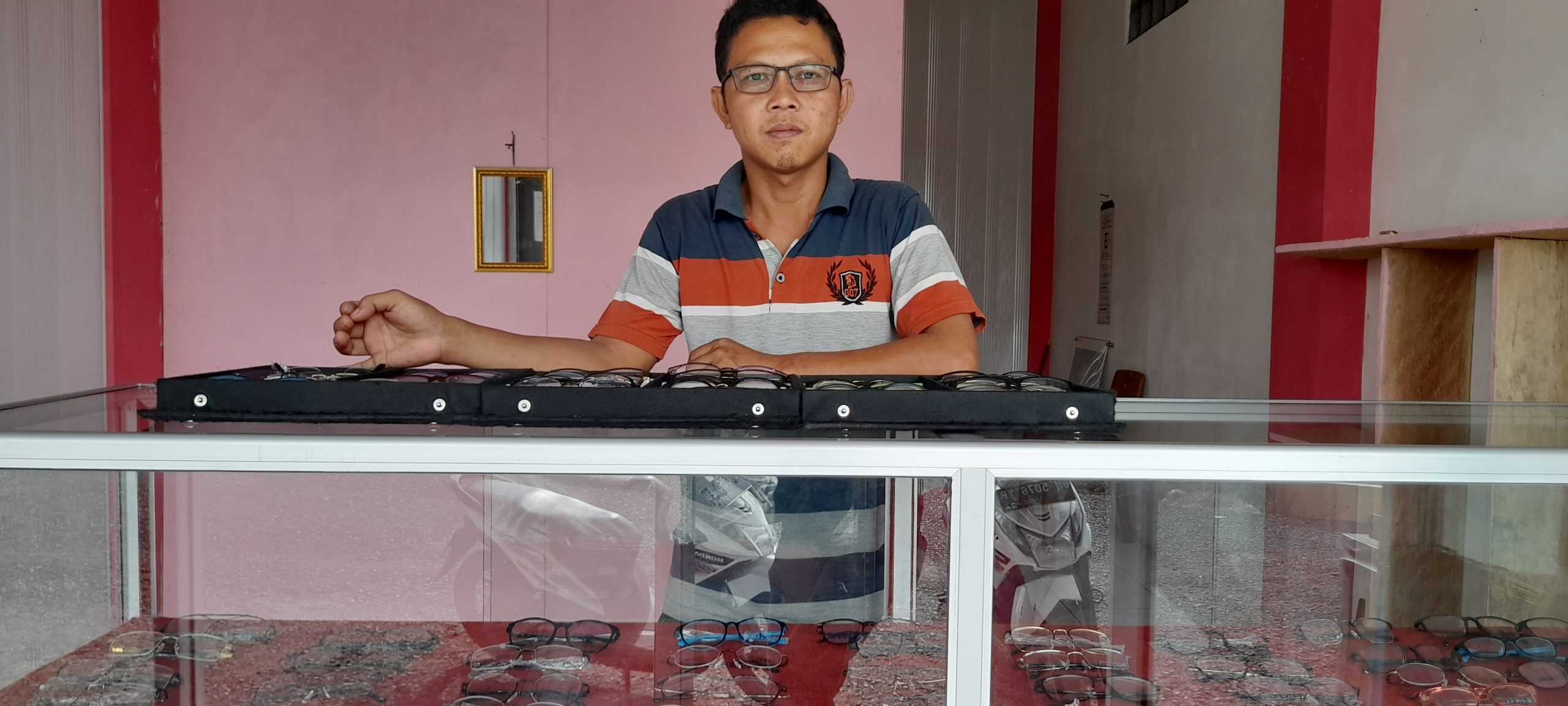 Penawaran Spesial Toko Kacamata Riski, Harga Hemat (Cash/Credit) dan Bergaransi