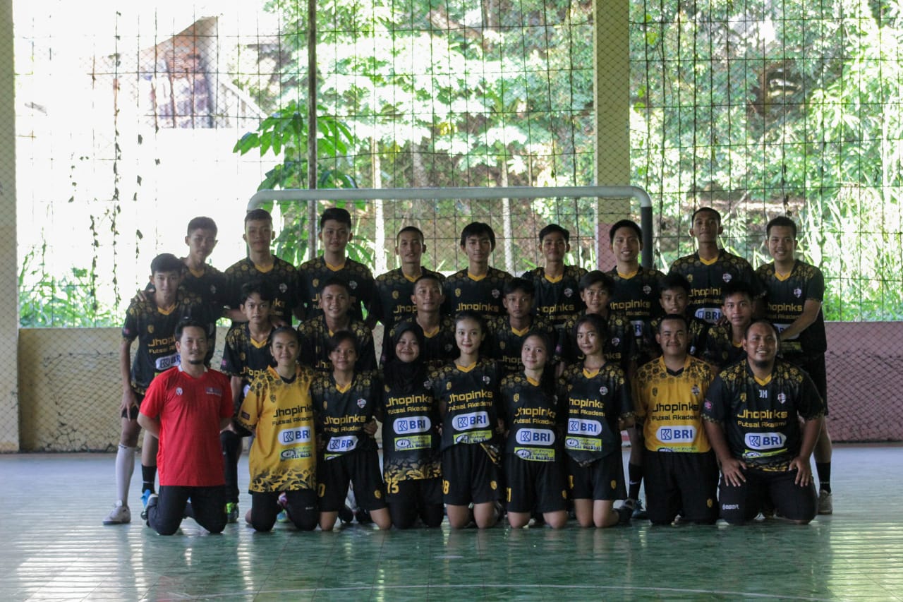 Tanpa Pamrih, Jhopinks Futsal Akademi (JFA) Terus Asah Bakat Futsal Anak Muda Kabupaten Lahat