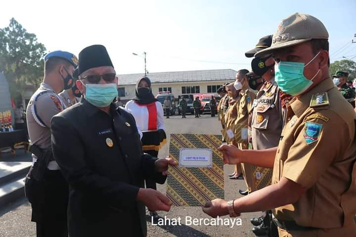 Wabup Pimpin Upacara Pemberian Penghargaan Bagi Posko PPKM Terbaik