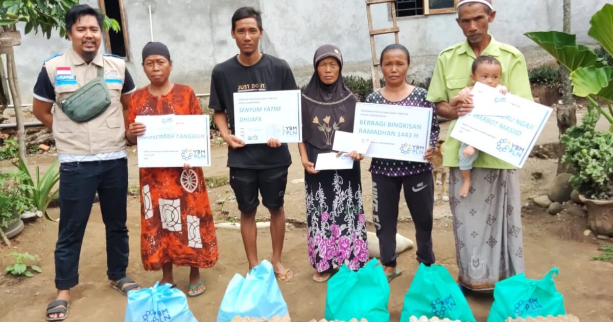 Jelang lebaran berbagi kebahagiaan