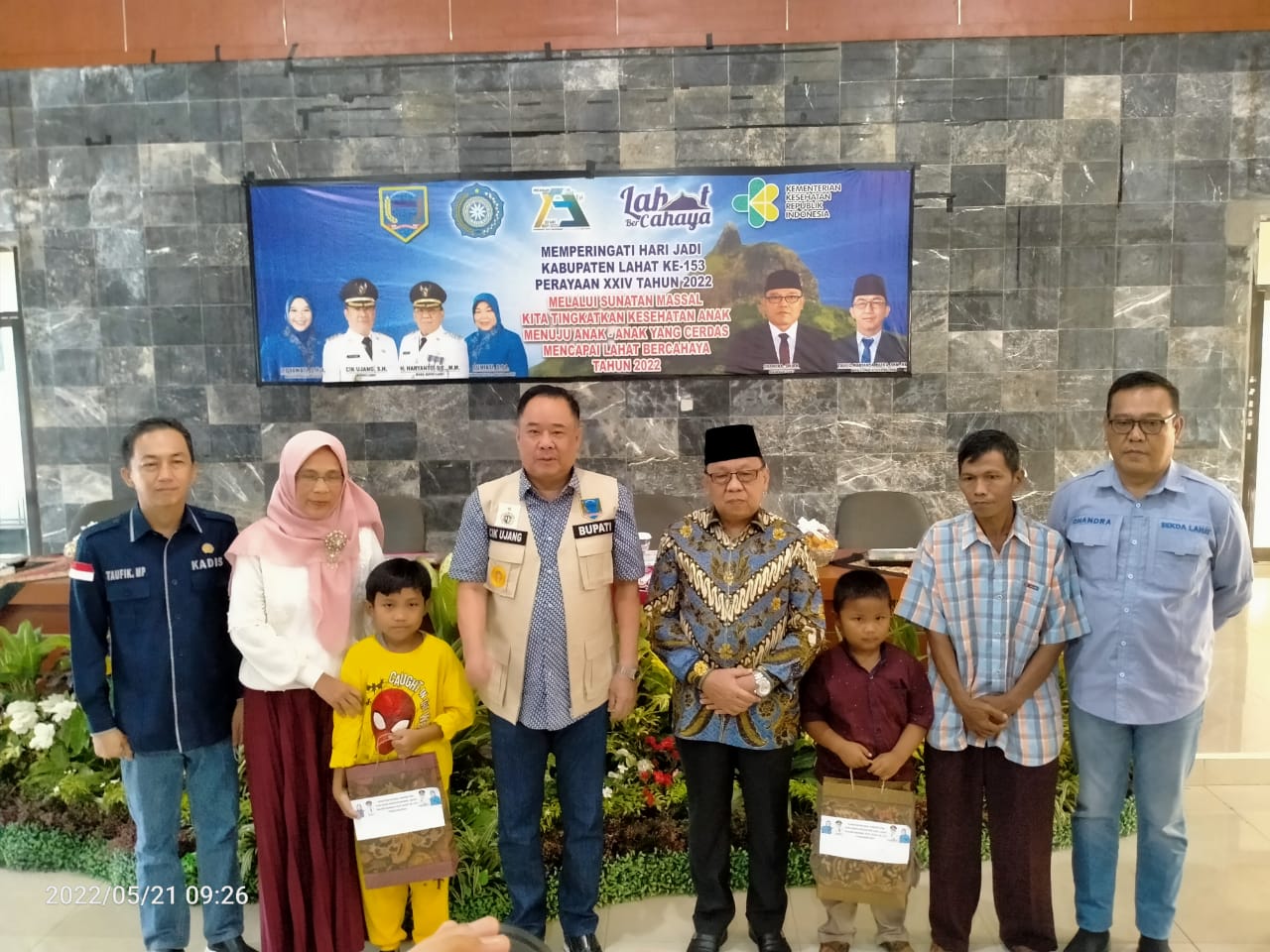 Pemkab Lahat melalui Dinkes dan TP PKK Gelar Khitanan Massal