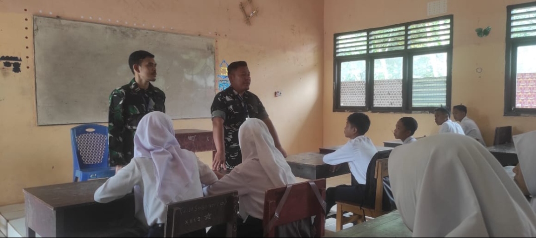 Heboh, Anggota TNI KC / KOMCAD Matra Darat Rindam II Sriwijaya, Hadir di SMAN 1 Saling