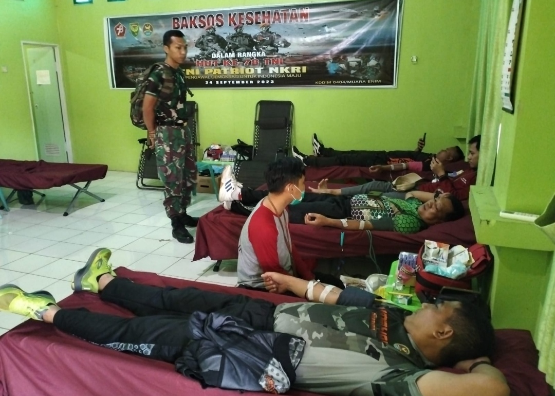 Peringati HUT TNI Ke 78, Kodim 0404/Muara Enim Laksanakan Baksos Kesehatan