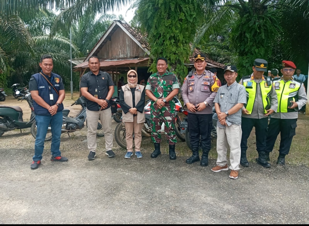 Camat Benakat Sambut Monitoring Dandim 0404/Muara Enim Dan Kapolres Saat Pleno Pemilu