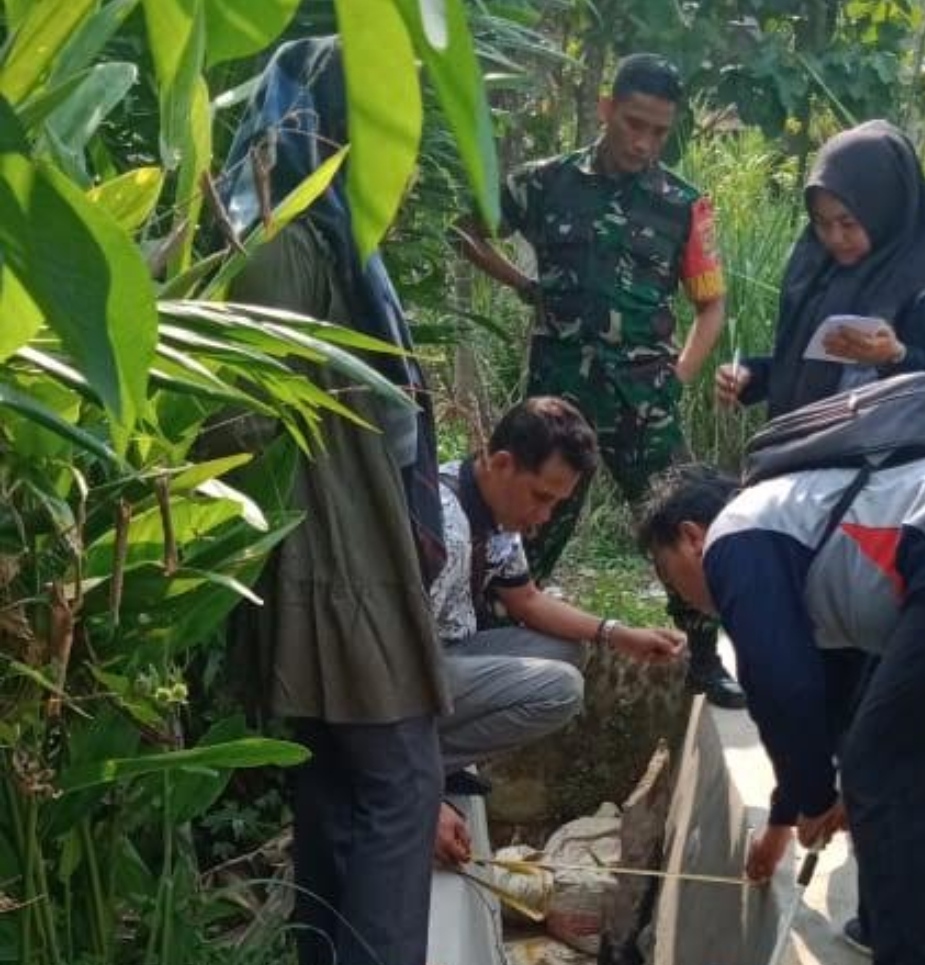 Babinsa Padang Bindu Apresiasi Pembangunan Parit Anggaran DD