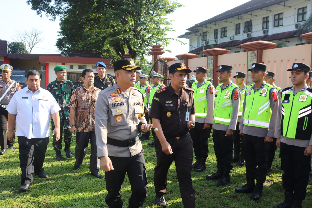 “Mudik Ceria Penuh Makna” Dukung Apel Gelar Pasukan “Ketupat Musi 2024” Polres Muara Enim