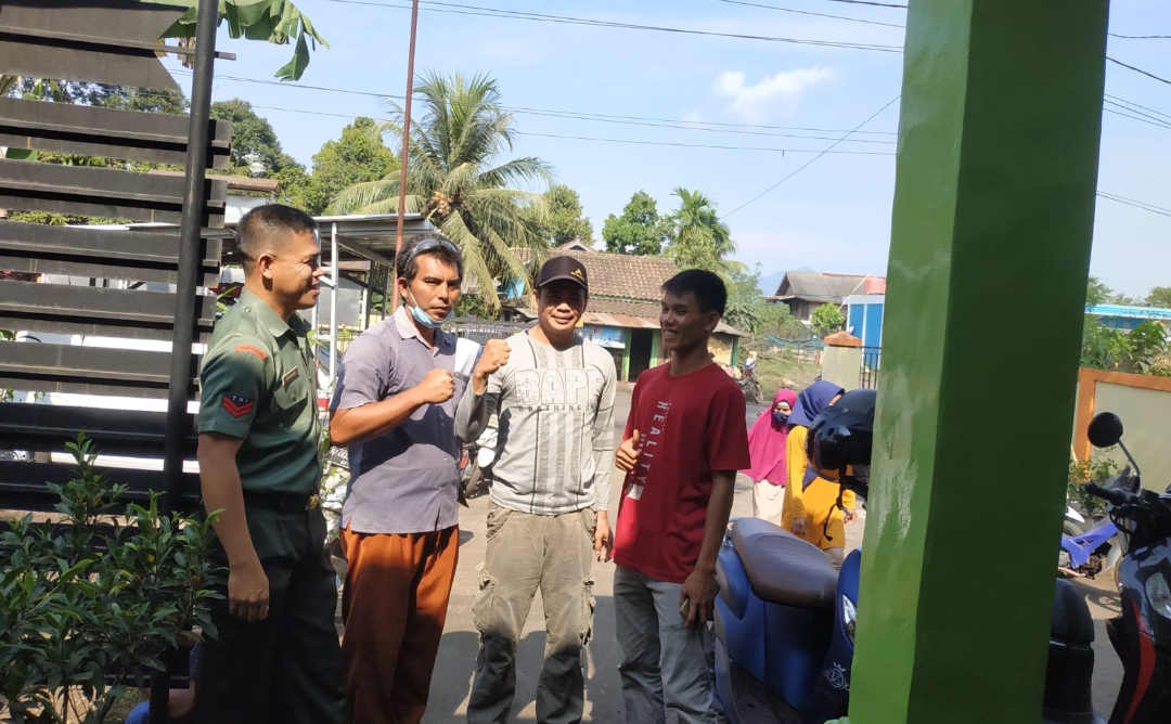 Koptu Ridwan, Babinsa Desa Penyandingan Terus Gencarkan Komsos Ke Masyarakat
