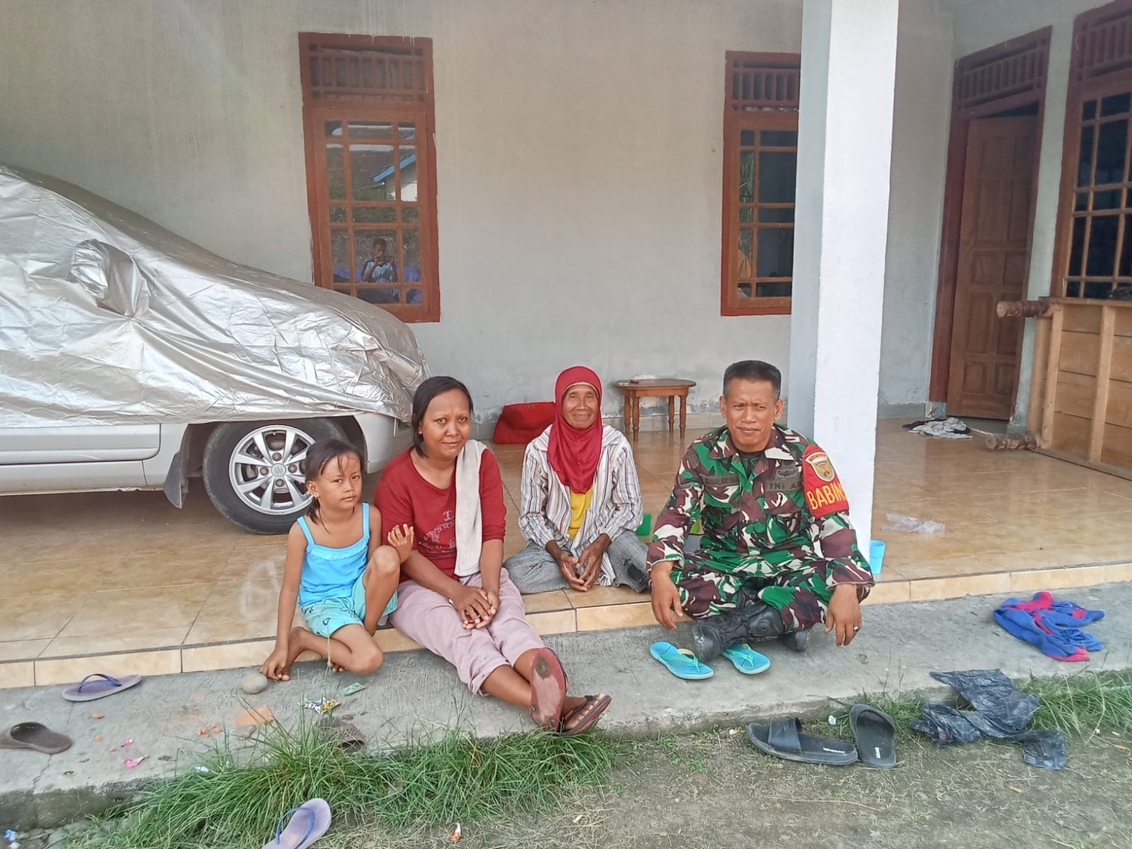 Babinsa Paduraksa Koramil 05/TE, Terus Sosialisasikan Pola Hidup Sehat