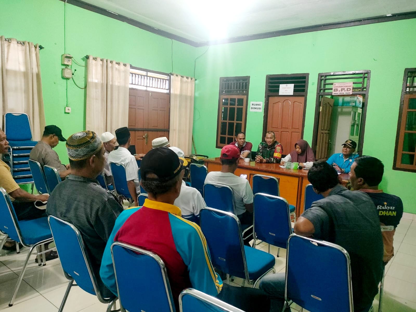 Babinsa Tegal Rejo Koramil 05/TE, Puji Kepedulian PTBA Ke Warga Binaan