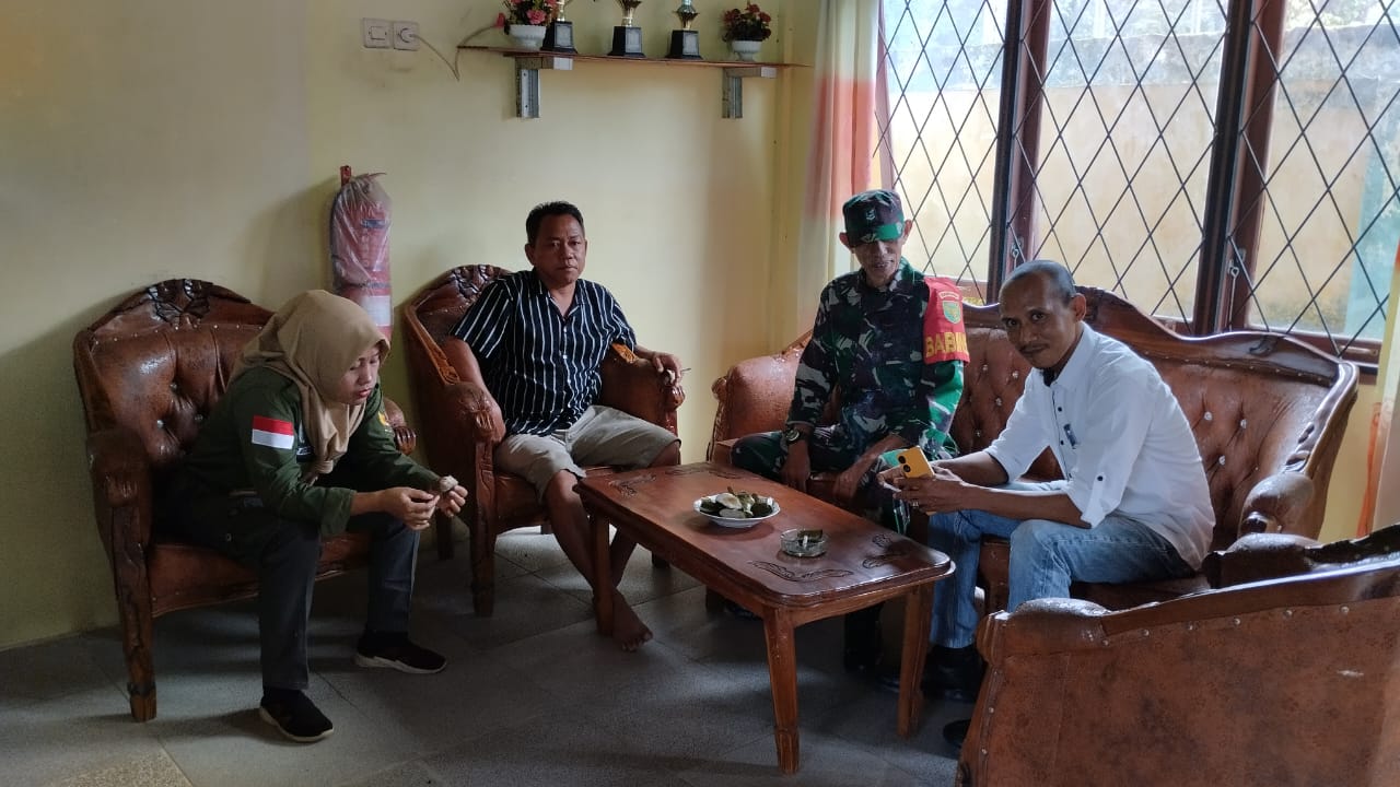 Babinsa Lambur Koramil 05/TE, Komsos Bersama Pemdes