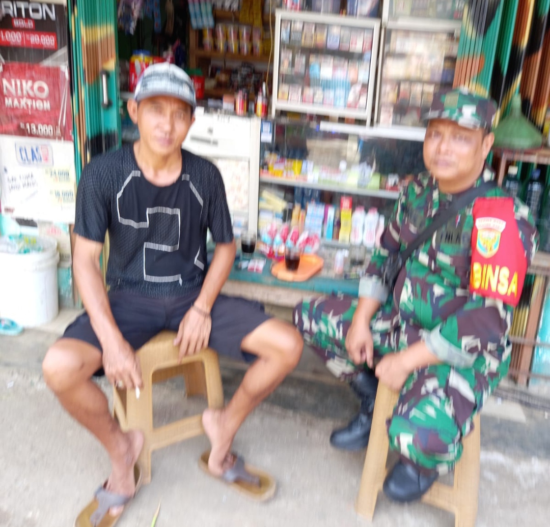Babinsa Tanjung Bulan Koramil 05/TE, Ajak Warga Bersinergi Jaga Desa