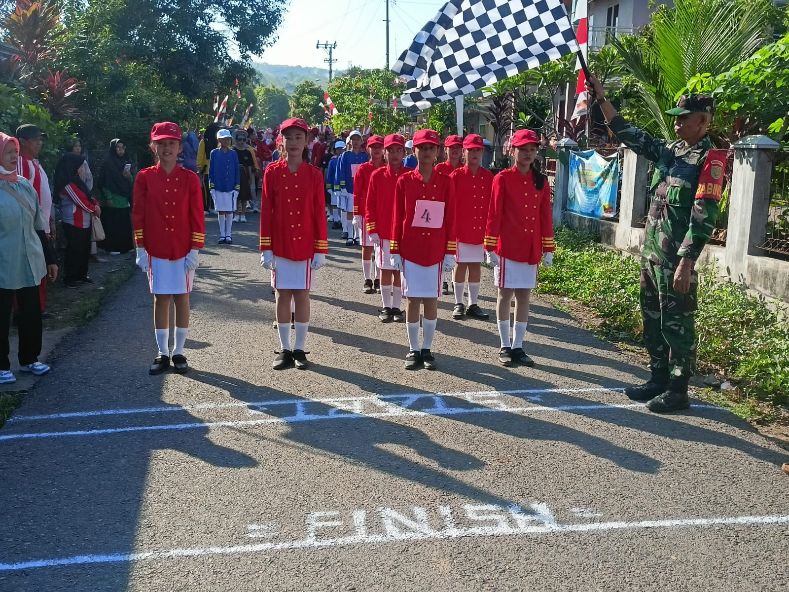 Serka Ibrahim Melepas Lomba Gerak Jalan Tingkat Kecamatan Tanjung Agung