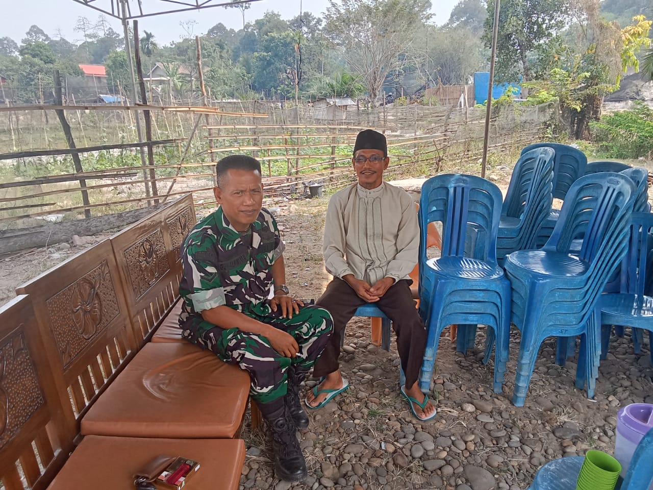 Anjangsana Ke Warga Binaan, Serda Gunalansyah Ingatkan Bahaya Api