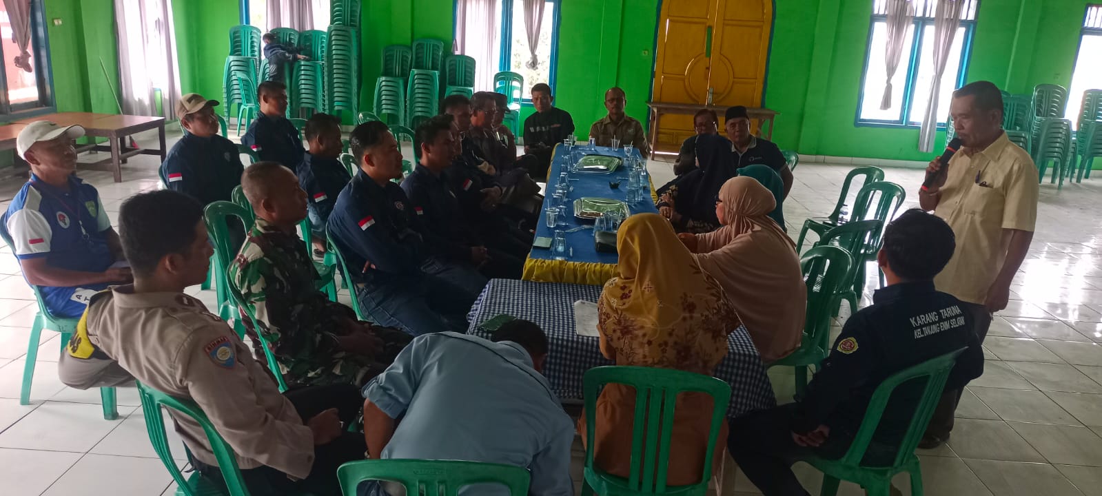 Berikut Harapan Babinsa Koramil Tanjung Enim Saat Hadiri Rapat Dengan Karang Taruna Kelurahan TES