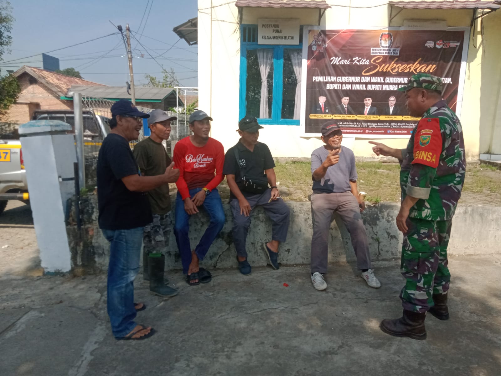 Babinsa Lingga, Ajak Warga Binaan Untuk Dukung Pelaksanaan Pilkada Damai