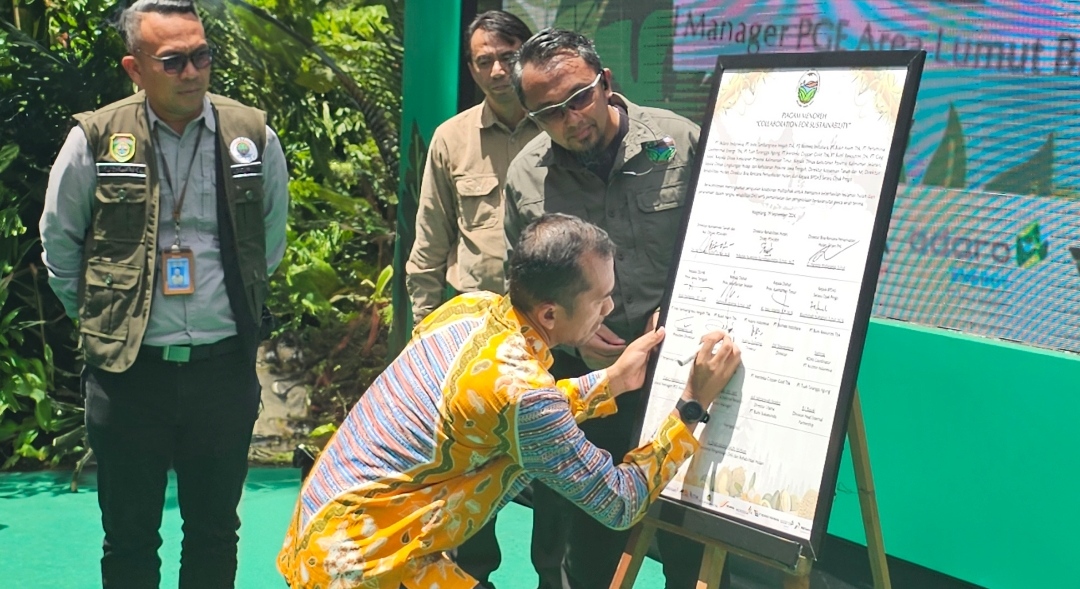 Dukung Keberhasilan Rehabilitasi DAS, Bukit Asam (PTBA) Ikut Menandatangani Piagam Menoreh