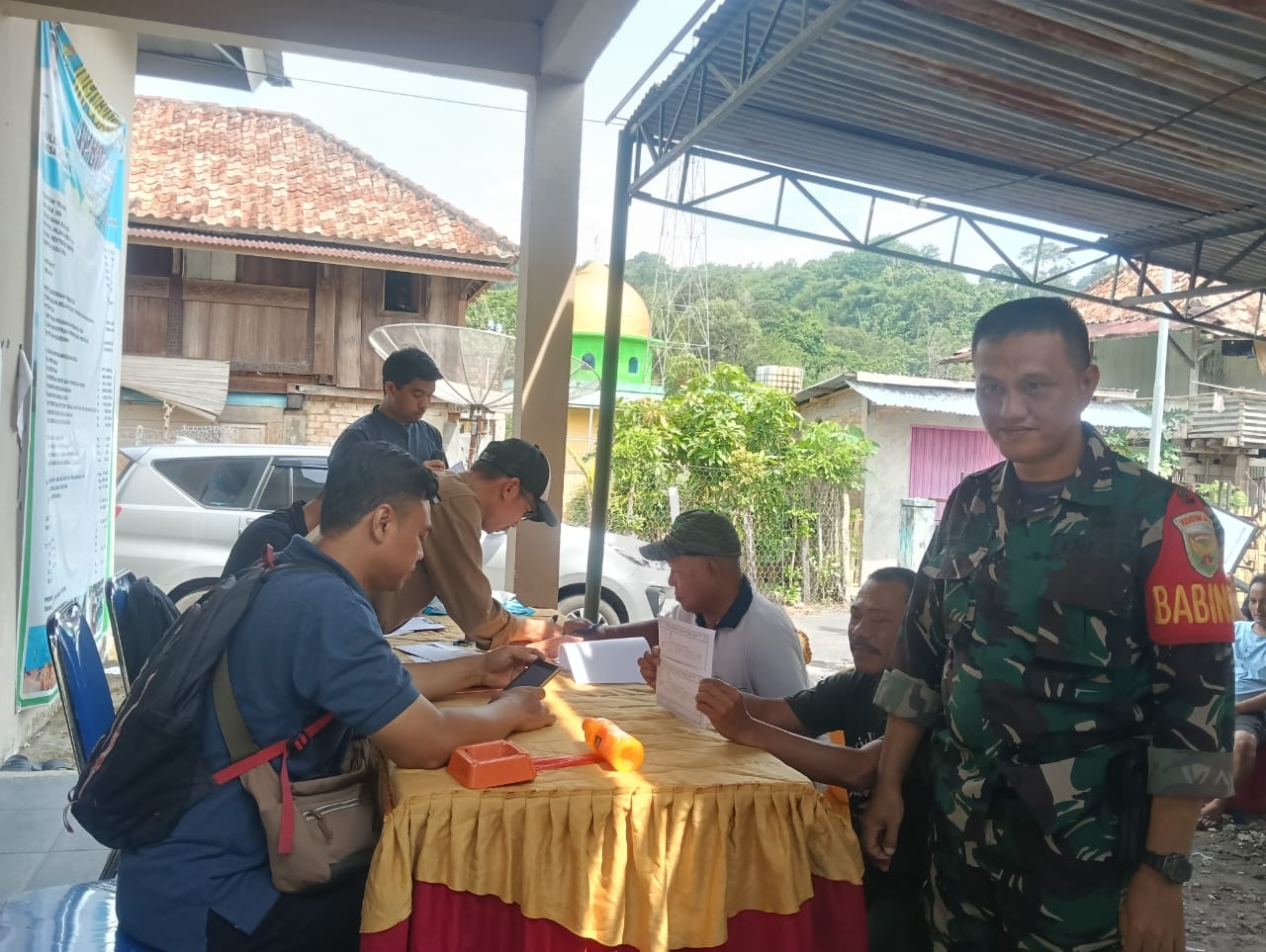 Babinsa Sugi Waras Walping Pembayaran Kompensasi Pihak PT Pertamina