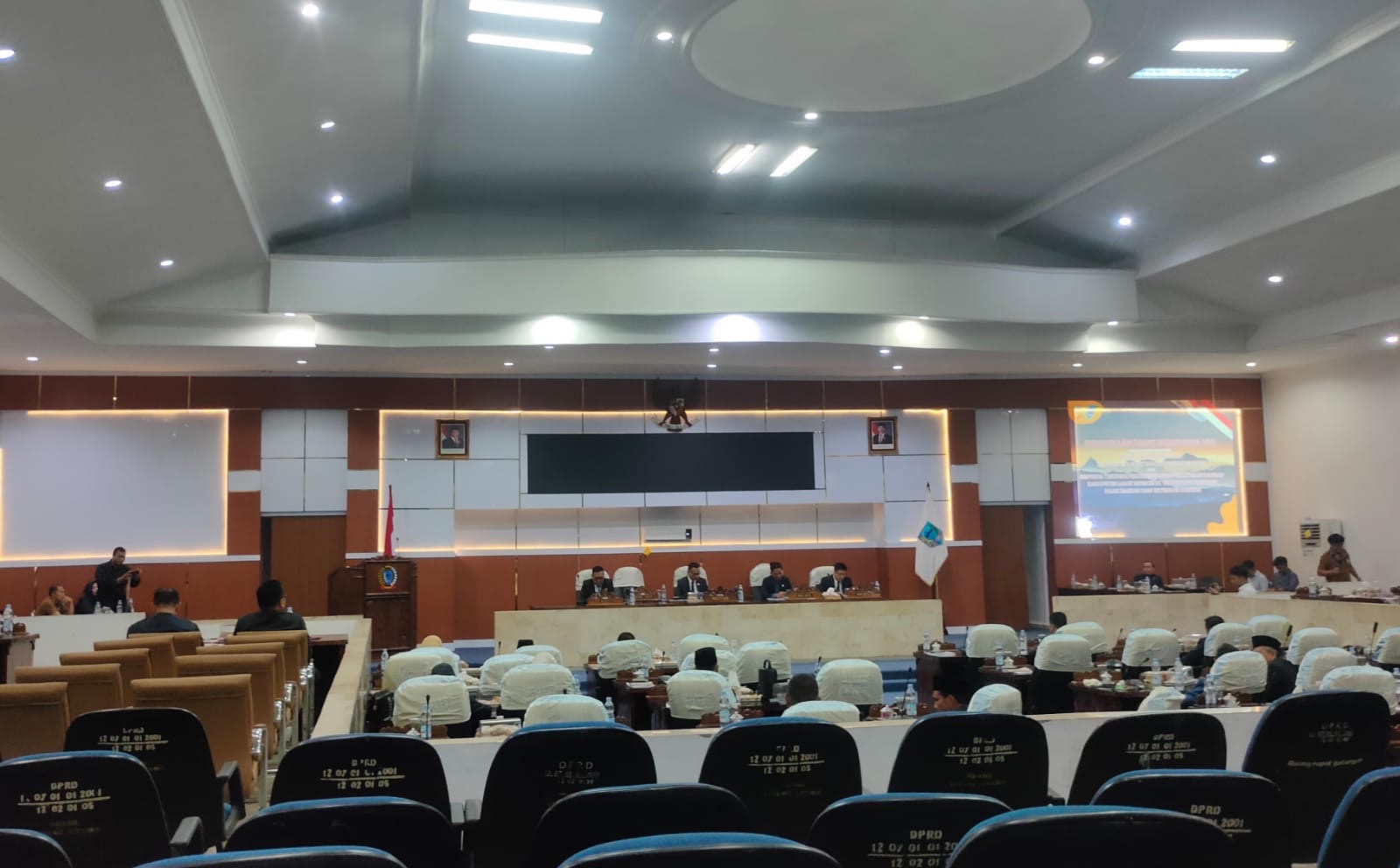 Ketidakhadiran Pj Bupati Lahat, DPRD Lahat Tunda Rapat Paripurna Bahas APBD 2025