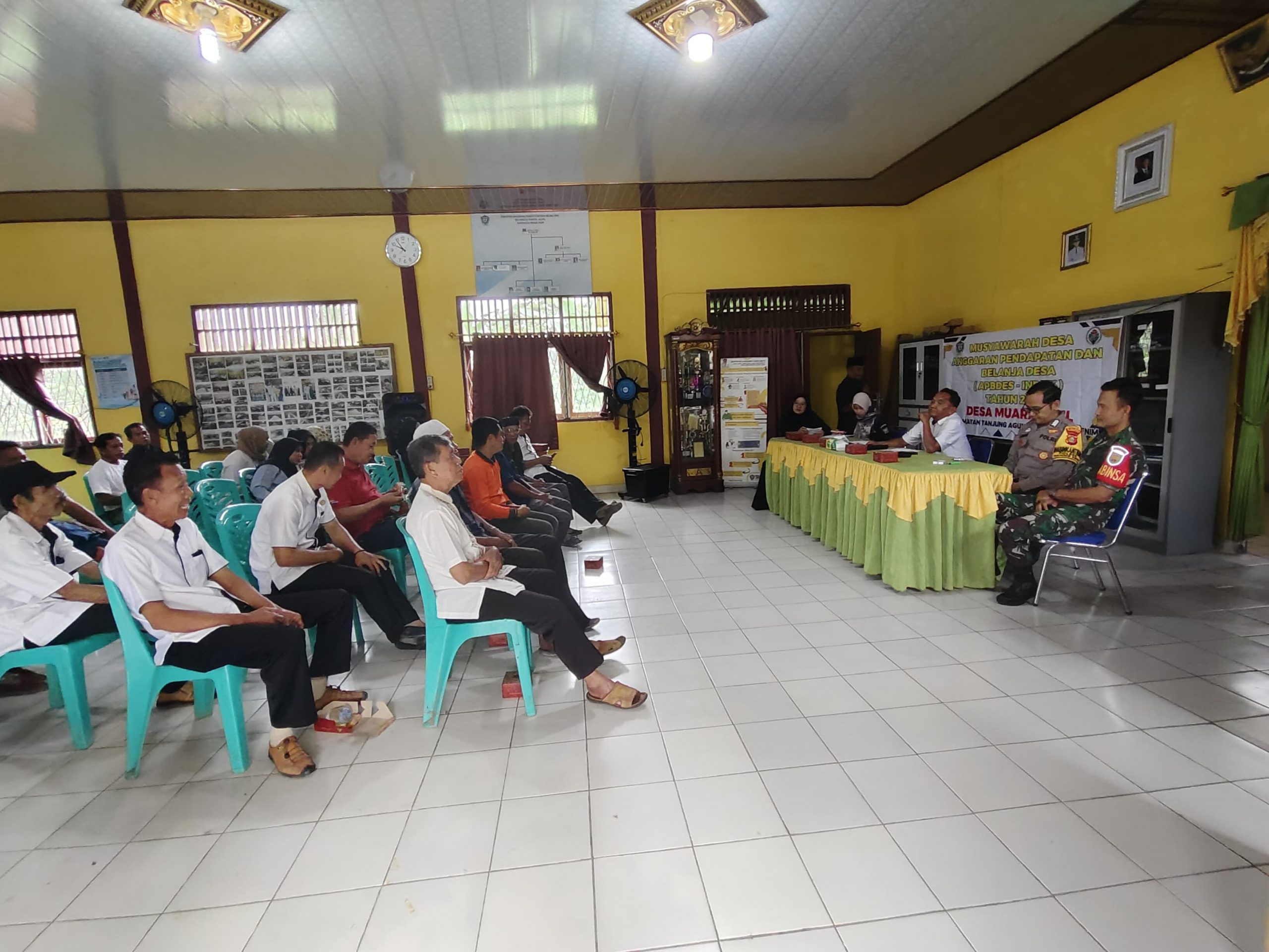 Sertu Aang Putra Sampaikan Himbauan Terkait Musdes Penetapan APBDES 2025