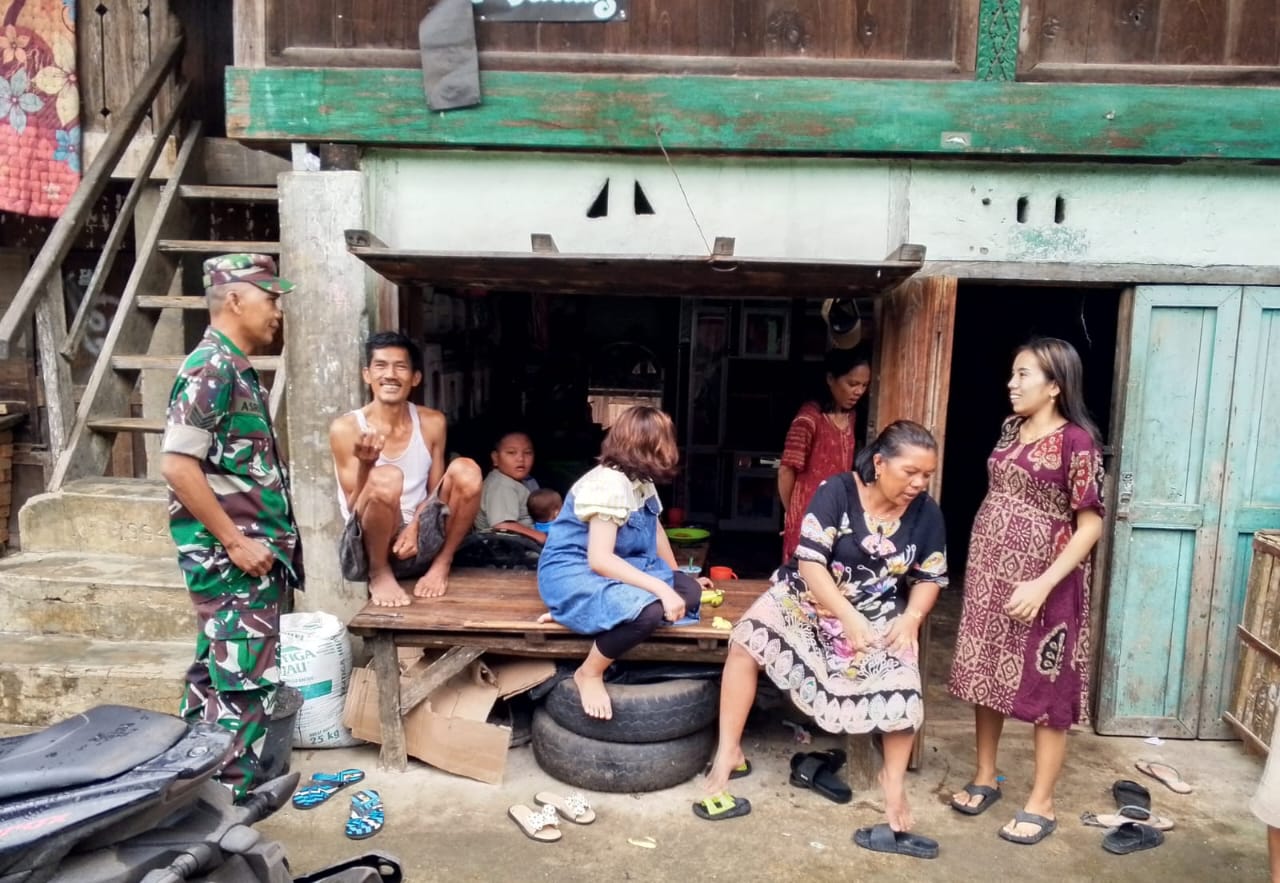 Serka Asril Lakukan Komsos, Bangun Kekompakan Dengan Warga Tanjung Baru