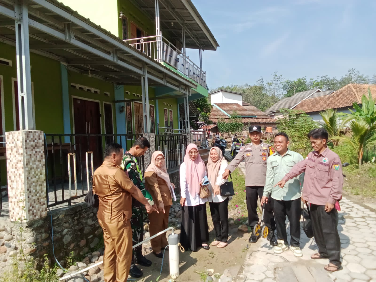 Babinsa Seleman Hadiri Monev Bangunan Menggunakan Dana Desa
