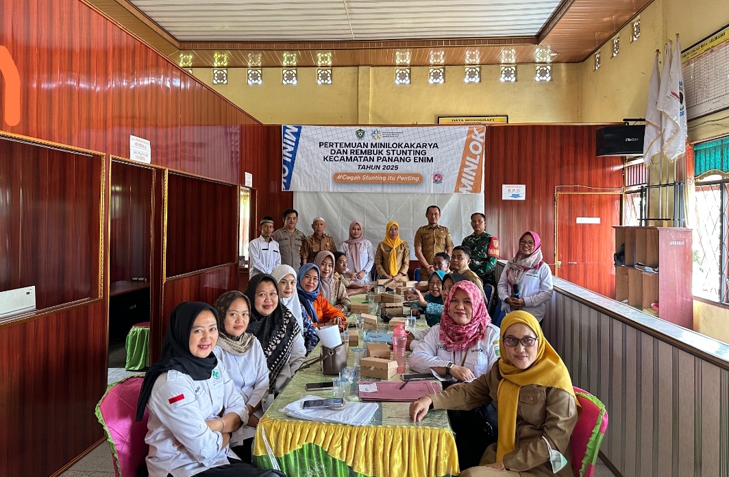 Babinsa Lambur Koptu Suarno Hadiri Giat Mini Lokakarya Dan Rembuk Stunting