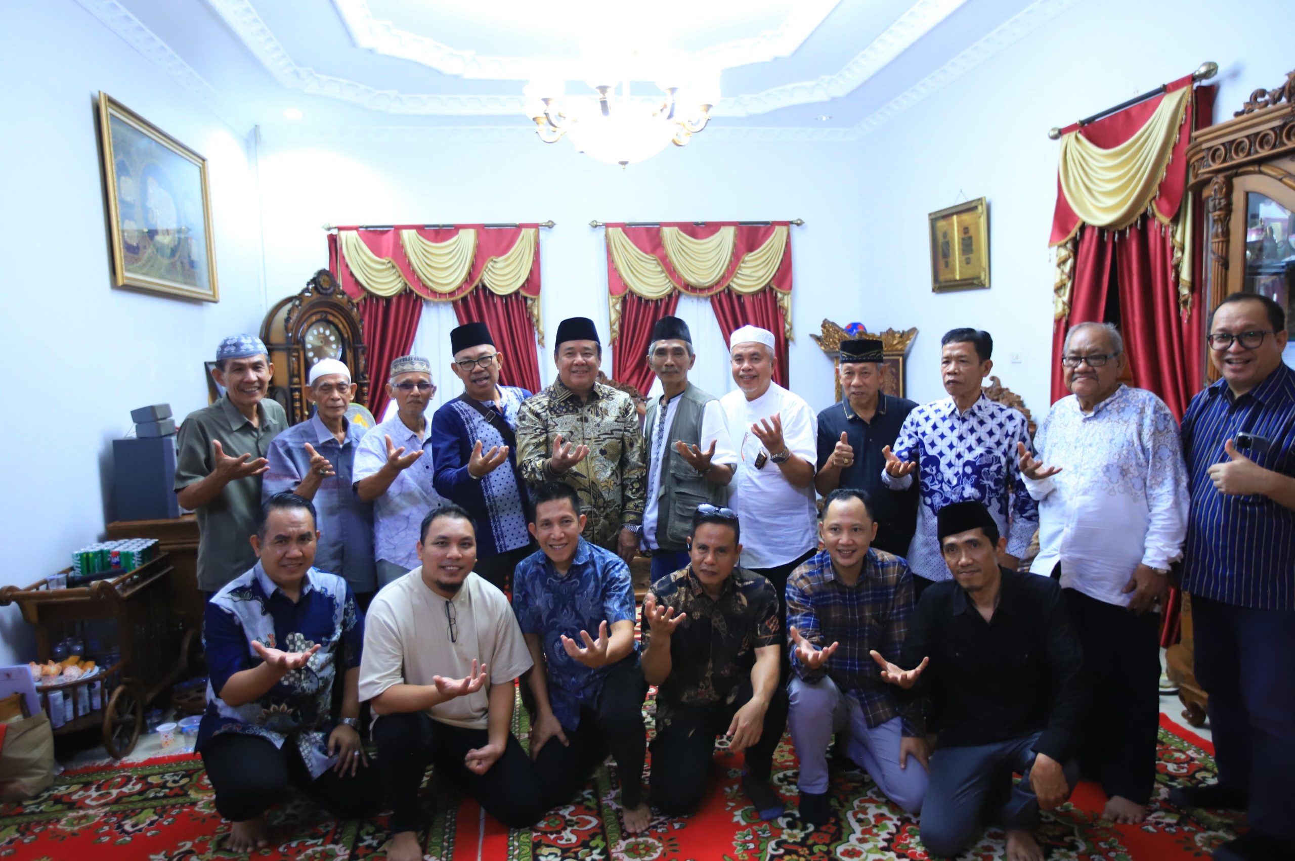 Wagub Cik Ujang Tekankan Nilai Ibadah Sosial dalam Silaturahmi dan Halal Bihalal IKLS