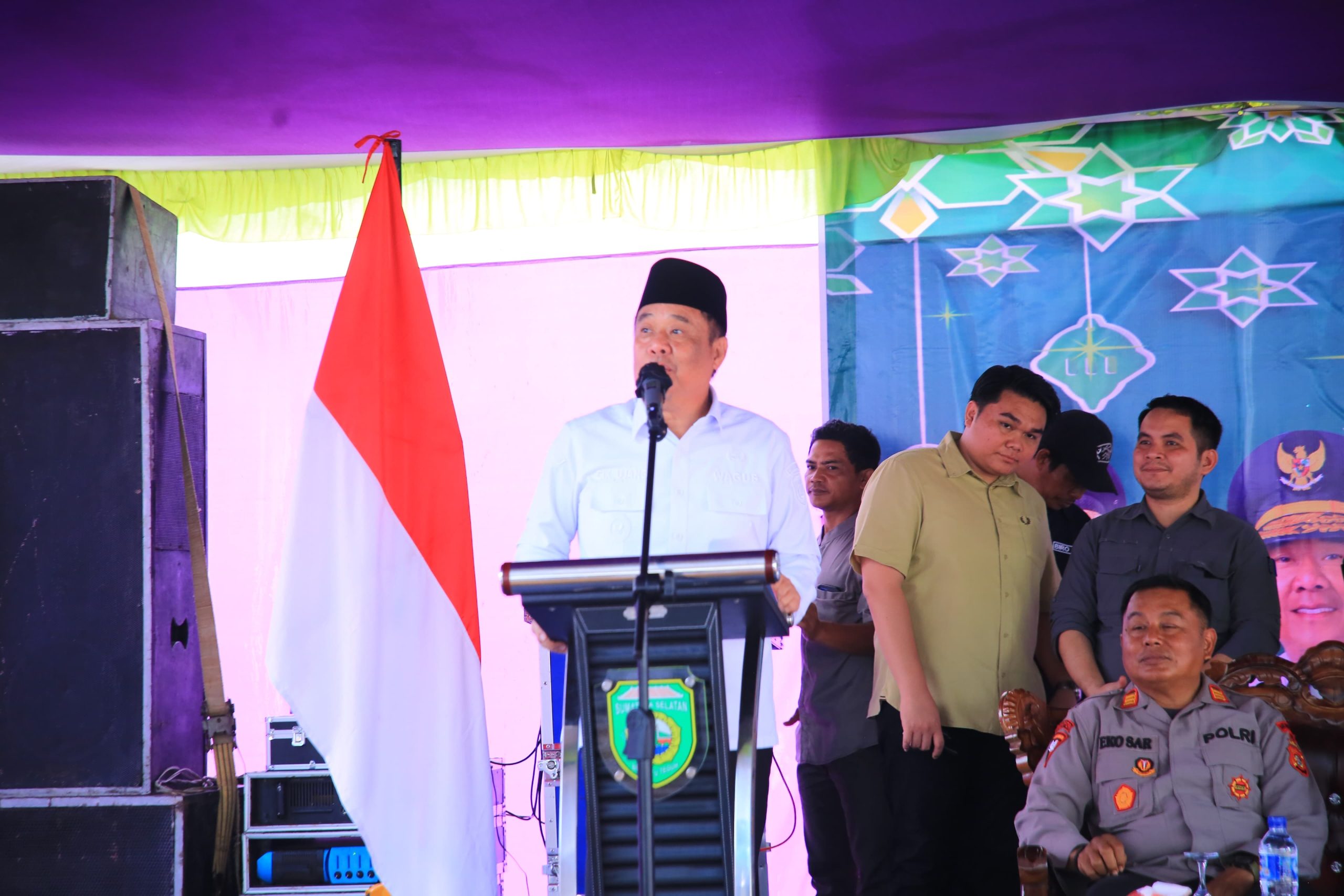 Wagub Sumsel Cik Ujang Letakkan Batu Pertama Masjid Baitul Huda di OKU Timur, Simbol Penguatan Nilai Keimanan