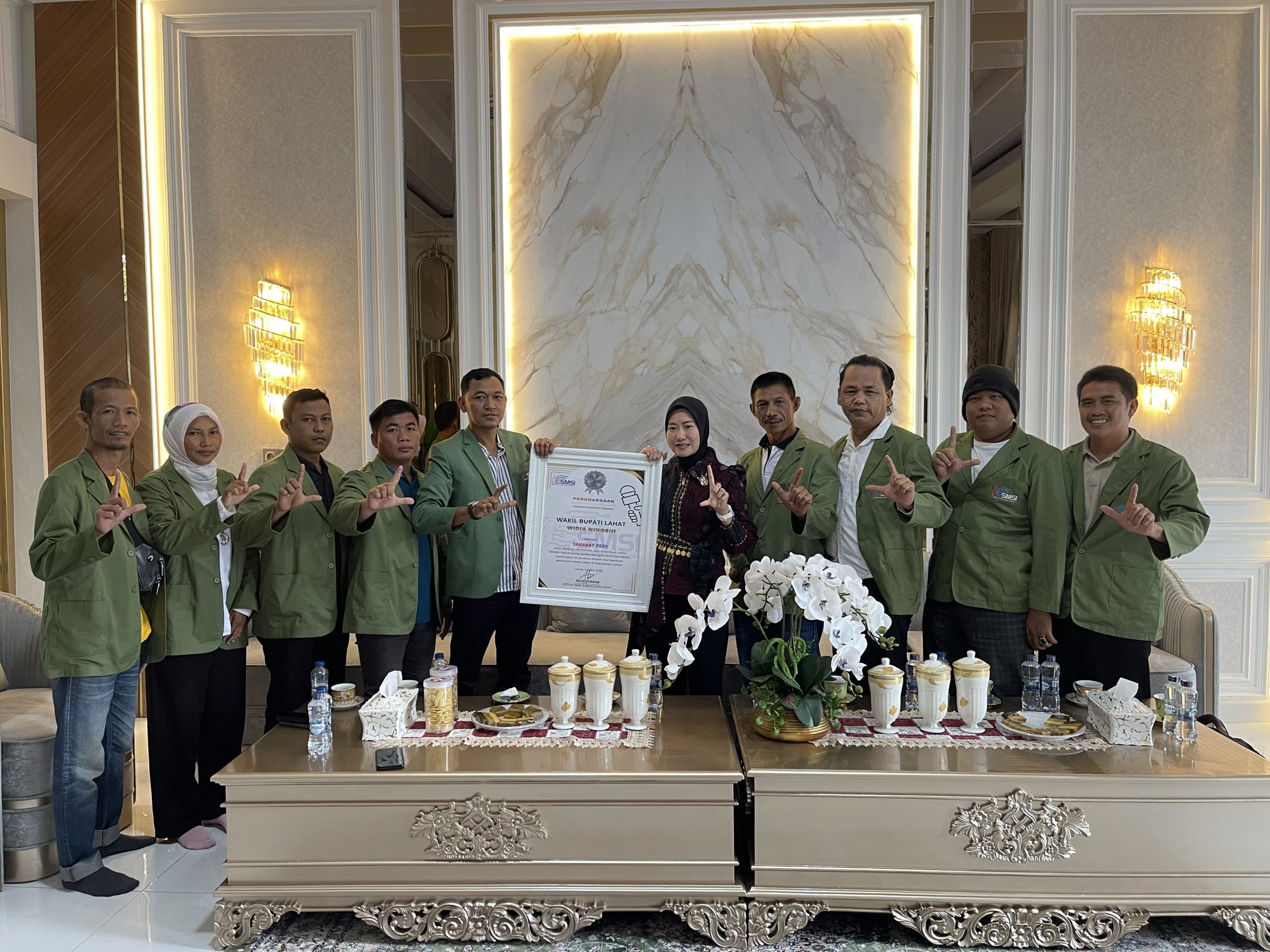 Silaturahmi Penuh Makna, Wakil Bupati Lahat Terima Kunjungan SMSI dan Tekankan Peran Pers yang Berintegritas