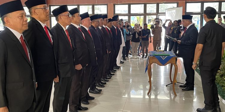 Bupati Lahat Lantik Pejabat Baru dan Plt, Tegaskan Integritas serta Kinerja Nyata