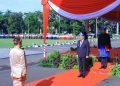 Wagub Sumsel Cik Ujang Tekankan Peningkatan Kualitas Pendidikan pada Upacara Hardiknas 2026