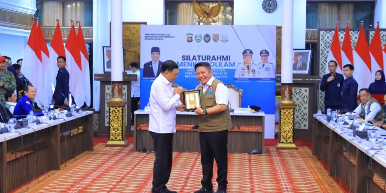 Gubernur Herman Deru dan Wagub Cik Ujang Tegaskan Kesiapsiagaan Sumsel Hadapi Karhutla 2026