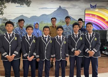 Hasperi Susanto Beri Reward dan Motivasi Siswa Berprestasi, Tekankan Adab di Atas Ilmu