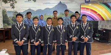 Hasperi Susanto Beri Reward dan Motivasi Siswa Berprestasi, Tekankan Adab di Atas Ilmu