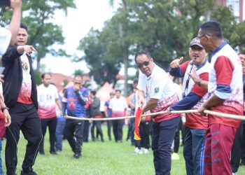 Wagub Sumsel Cik Ujang Ajak Warga Perkuat Kebersamaan dalam Jalan Santai HUT ke-80 Sumsel