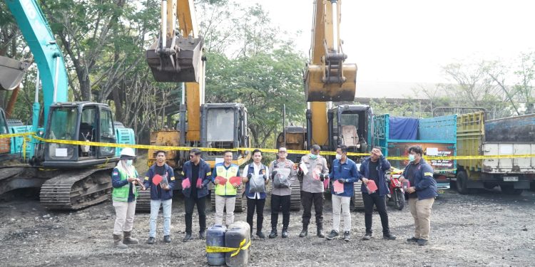 Kapolres Muara Enim Tindak Tegas PETI, Empat Ekskavator dan Lima Truk Batubara Ilegal Disita