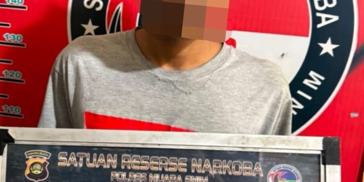 Ungkap Kasus Peredaran Narkoba, Polres Muara Enim Amankan Pelaku dengan 6 Paket Sabu
