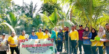 Pemdes Pagar Dewa Bersama Polri Tanam Jagung Dukung Swasembada Pangan