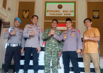 Kunjungan Perdana, Kapolsek Lawang Kidul Disambut Hangat Danramil Tanjung Enim