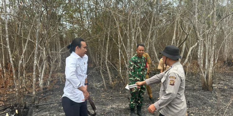 Polsek Rambang Niru Verifikasi Hotspot Pantauan NOAA20 di Banuayu, Luas Lahan Terbakar Diperkirakan 1 Hektare