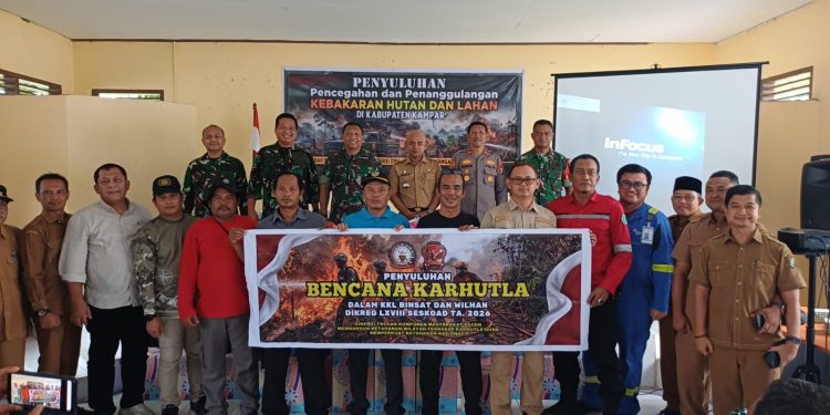 Masyarakat Tapung dan Tapung Hilir Sambut Antusias Penyuluhan Pasis DIKREG SESKOAD LXVIII Terkait Karhutla