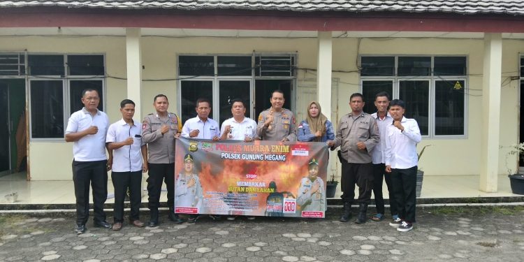 Sosialisasi Karhutla, Polsek Gunung Megang Perkuat Peran Kades Cegah Kebakaran Lahan